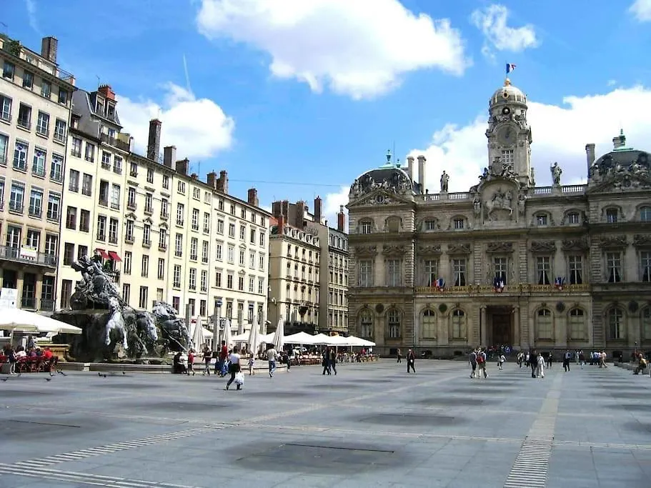 Loft De Charme Proche Hotel-De-Ville - Lyon 1Er Γαλλία